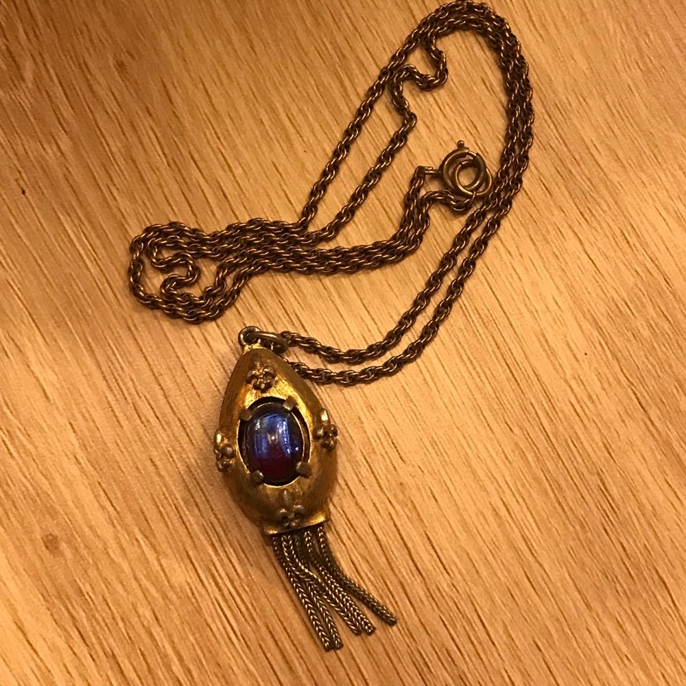 Vintage 60’s Gold Dragons Breath Stone Fleur-De-Lis Tassel Pendant Necklace